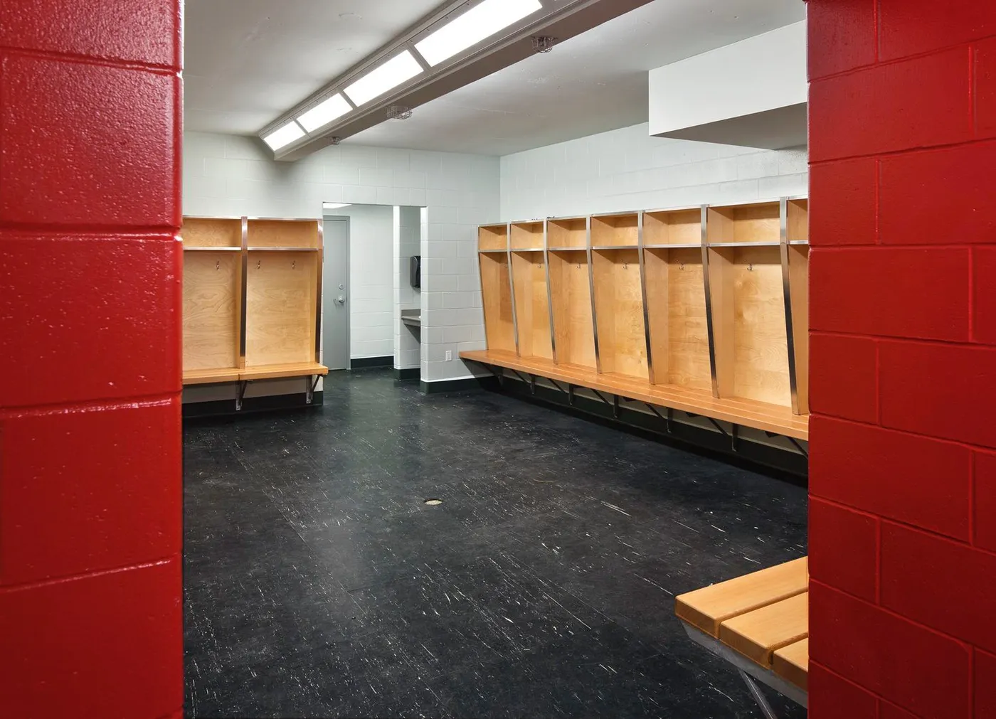 Cowichan Lake Sports Arena in Cowichan Valley, photo 5