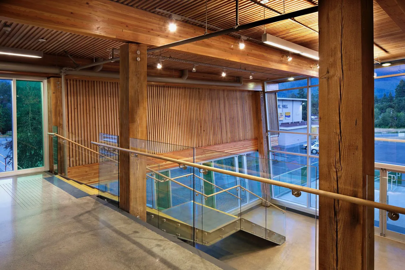 Cowichan Lake Sports Arena in Cowichan Valley, photo 11