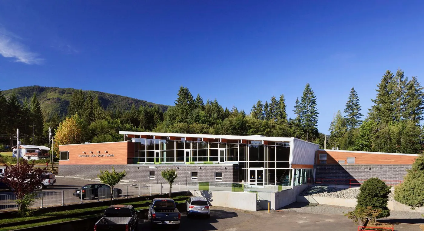 Cowichan Lake Sports Arena in Cowichan Valley, photo 24