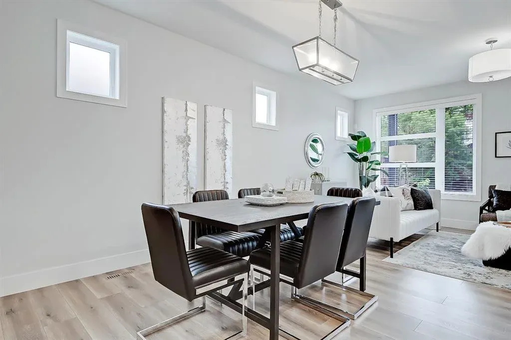 Richmond 4-Townhomes in Calgary, photo 3