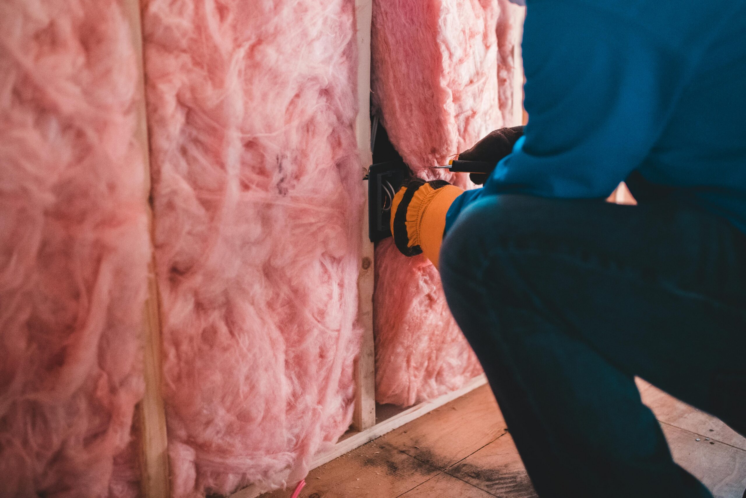 Home energy upgrades Vancouver — 5 renovation improvements with the best ROI including insulation, air sealing, heat pump, windows, and LED lighting